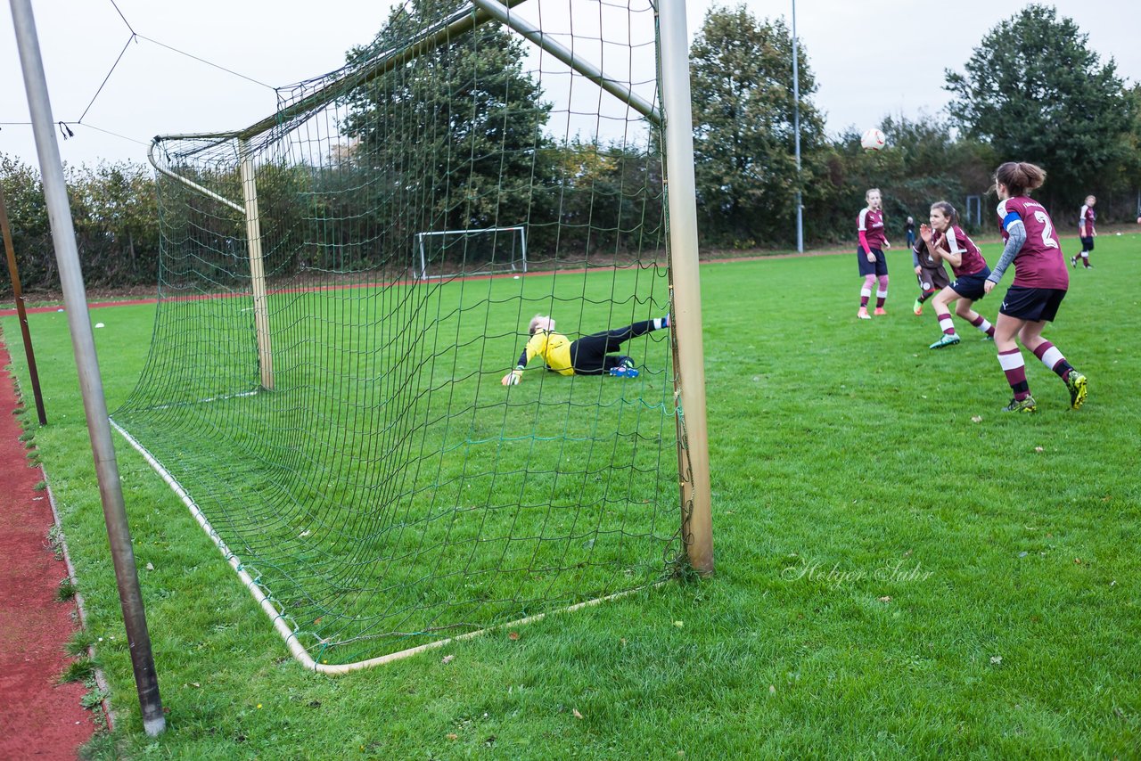 Bild 74 - C-Juniorinnen Halstenbek-Rellingen - St.Pauli : Ergebnis: 0:5